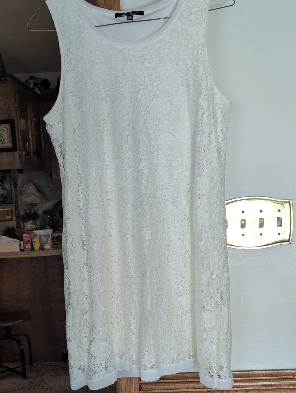 Anne French Sleeveless White Lace Shift Dress